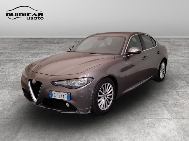 GuidiCar - ALFA ROMEO Giulia 2016 Giulia 2.2 t Super 180cv Usato